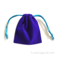 petit sac de velours différent de couleur pour choisir